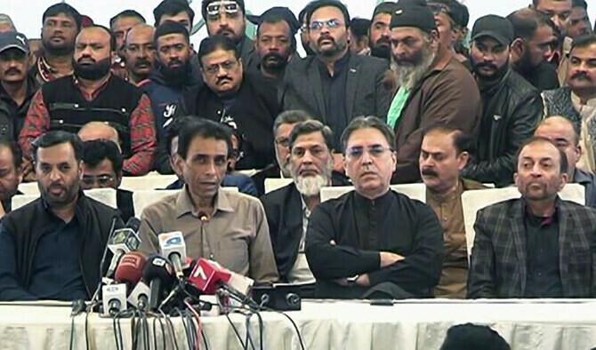 کراچی کو بنیادی 70 سیٹوں سے محروم کیا گیا: فاروق ستار