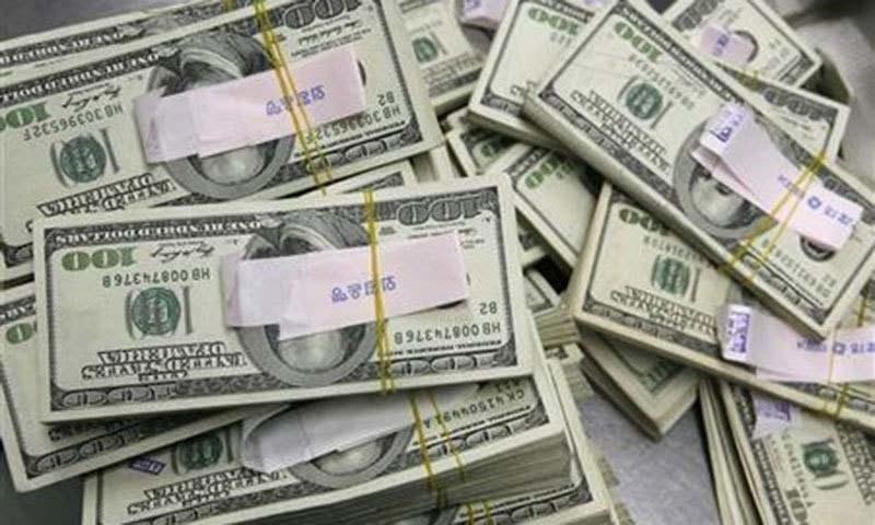 FIA arrests eight for illegal currency exchange