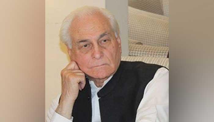 Ex-bureaucrat Azam Khan becomes caretaker KP CM