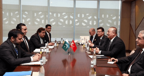 FM discusses regional, int'l issues with global leaders