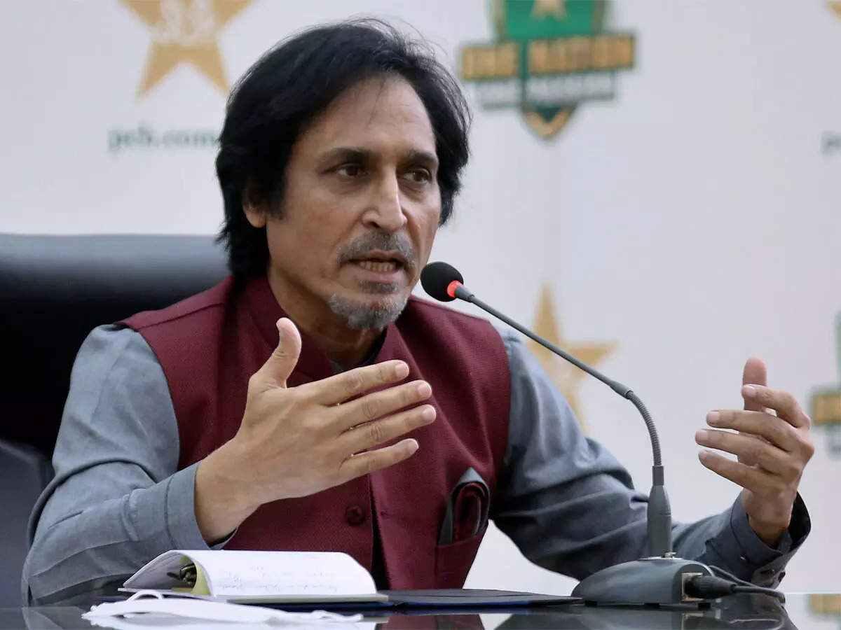 Chairman Ramiz Raja offers tough instructions to PCB officials