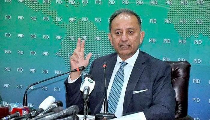 مارچ میں پاکستان میں سستا تیل آنا شروع ہوجائے گا:مصدق ملک