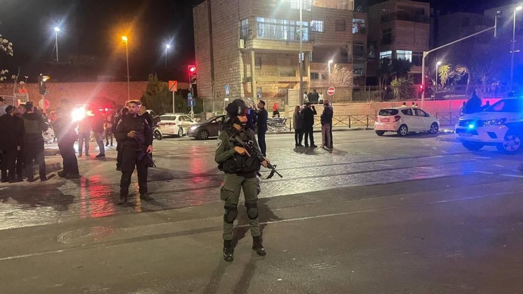 Jerusalem: Seven shot dead in synagogue attack