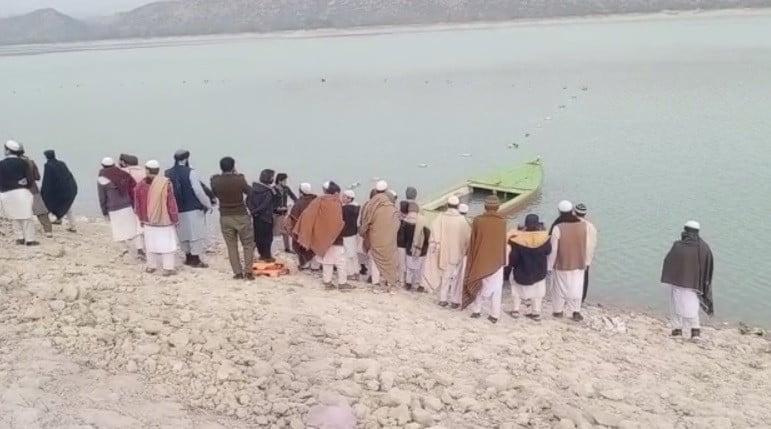 10 children killed as boat capsizes in Kohat