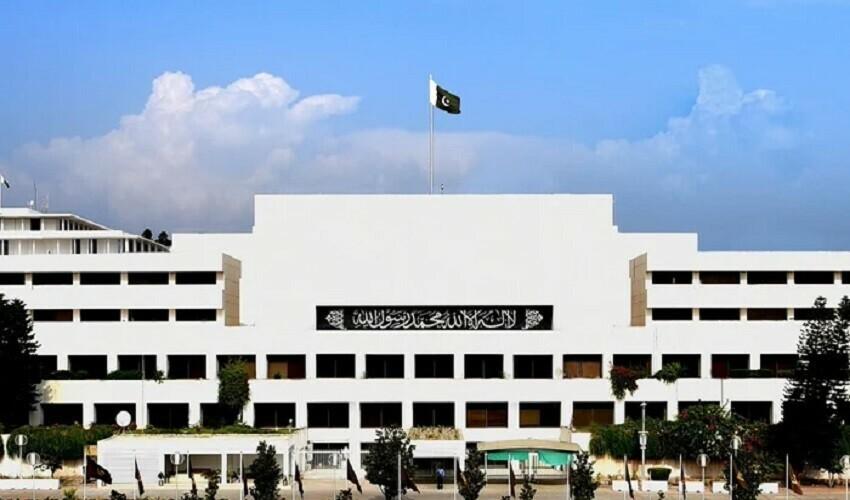 سینیٹ کی قائمہ کمیٹی برائے داخلہ نے سیاسی شخصیات کی گرفتاریوں پر اجلاس طلب کرلیا