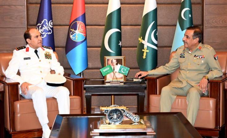 Saudi Naval Commander, Gen Nadeem Raza discuss security, Afghanistan and military cooperation