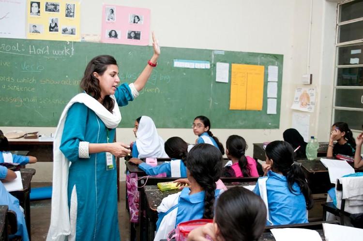 Sindh govt regularizes contract educators