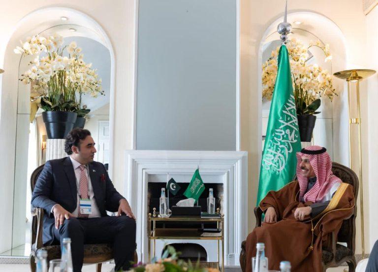 Bilawal meets leaders at Munich Security Conference