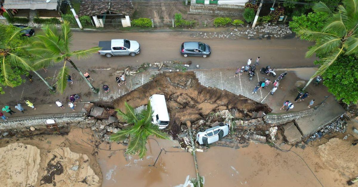 Dozens killed as deadly storms hit Brazilian coast