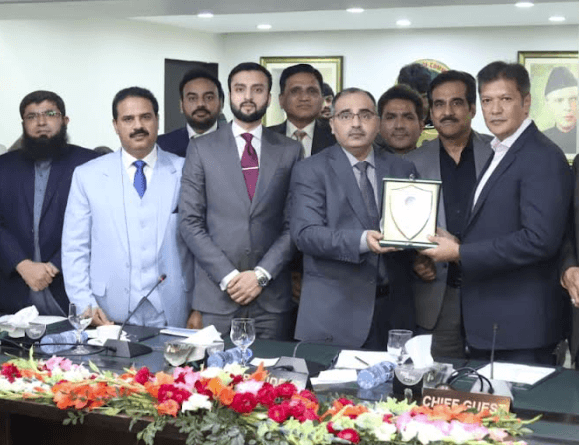 Provincial Ministers SM Tanveer, Ibrahim Murad, CEO PBIT Jalal Hassan Khan visit LCCI