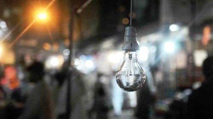 ایندھن کی کمی، ملک بھر میں بجلی کی لوڈ شیڈنگ شروع