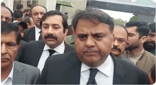 اگر سپریم کورٹ کا فیصلہ نہ مانا گیا تو سپریم کورٹ  حکومت کو گھر بھیج دے گی،فواد چوہدری