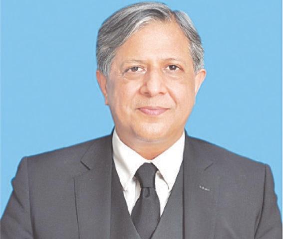 سپریم کورٹ فیصلے پر نظر ثانی کی ضرورت نہیں،اعظم نذیر تارڑ