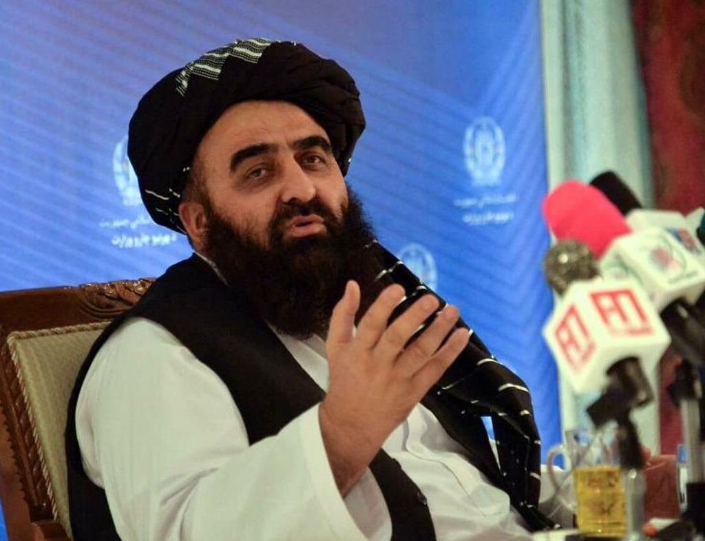 Don't 'destabilise' new Afghan govt in face-to-face talks, Taliban warns US