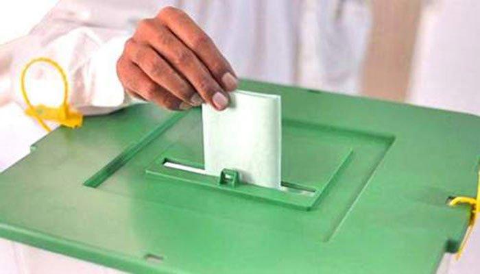آزاد کشمیر کے دوحلقوں میں ضمنی انتخاب ، پولنگ جاری