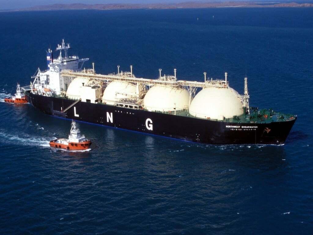 No money to buy LNG despite fall in prices: Standing Committee told  