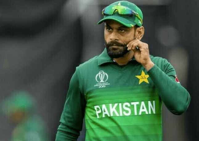 Robbers take away cash worth millions from Hafeez's house