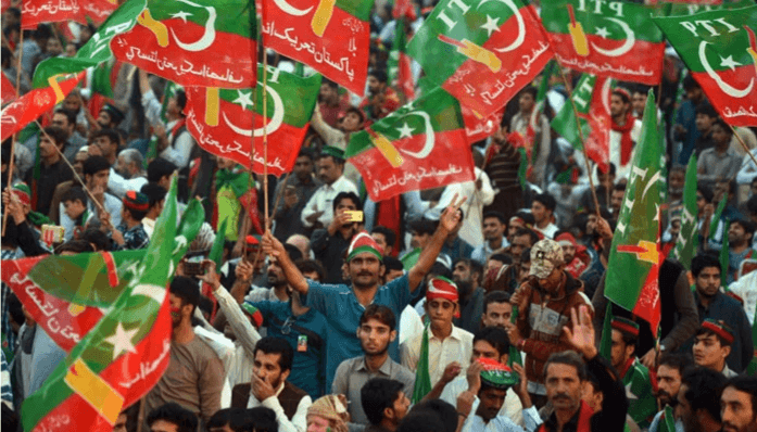 Govt alerts PTI to tighten security for rally