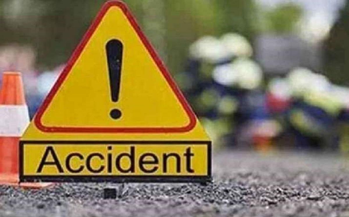 کبیروالا: خوفناک  ٹریفک حادثے میں 2 طالبات سمیت 3افرادجاں بحق