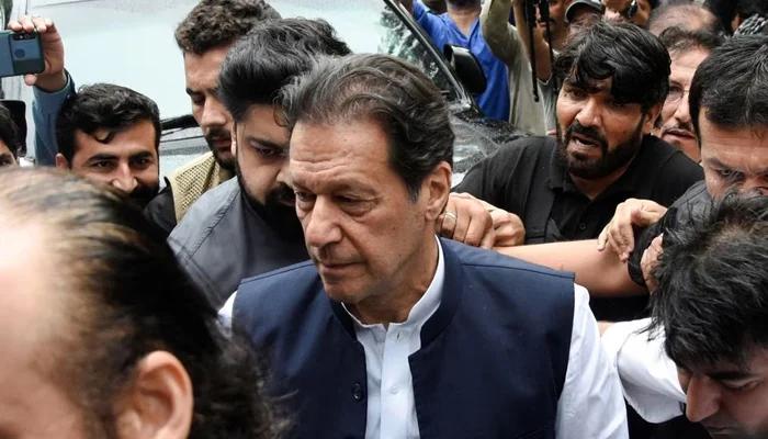 Contempt of court case: Court issues non-bailable arrest warrant against Imran