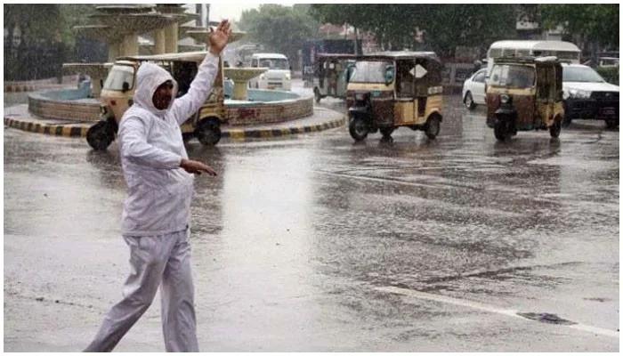 Rain, windstorm lash Punjab, other cities