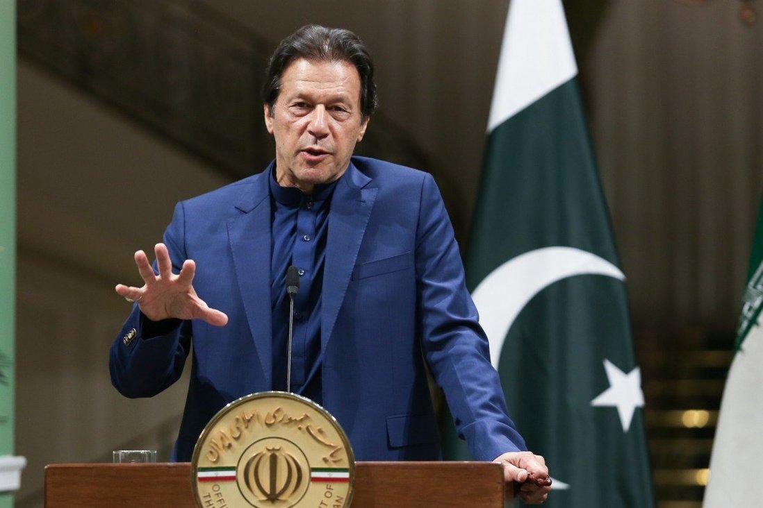 Serving farmer community is service to Pakistan: Imran Khan