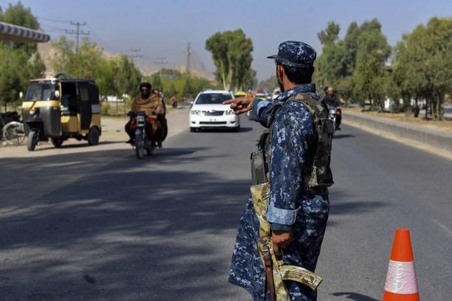 قندھار میں مسجد کے باہر دھماکہ، 7 افراد ہلاک متعدد زخمی