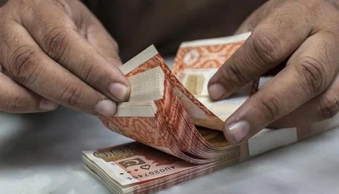 Govt employees to get April's salaries before Eid-ul-Fitr