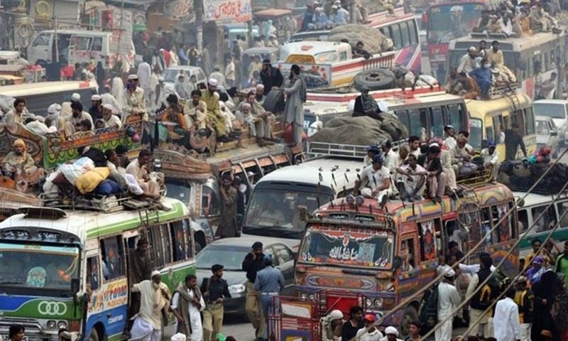 پبلک ٹرانسپورٹرز کی جانب سے کرایوں میں اضافہ کردیا گیا