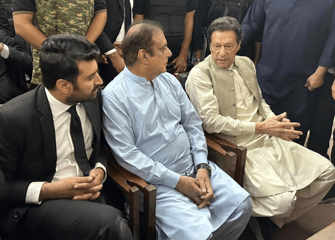 LHC restrains govt authorities not to harass Imran Khan