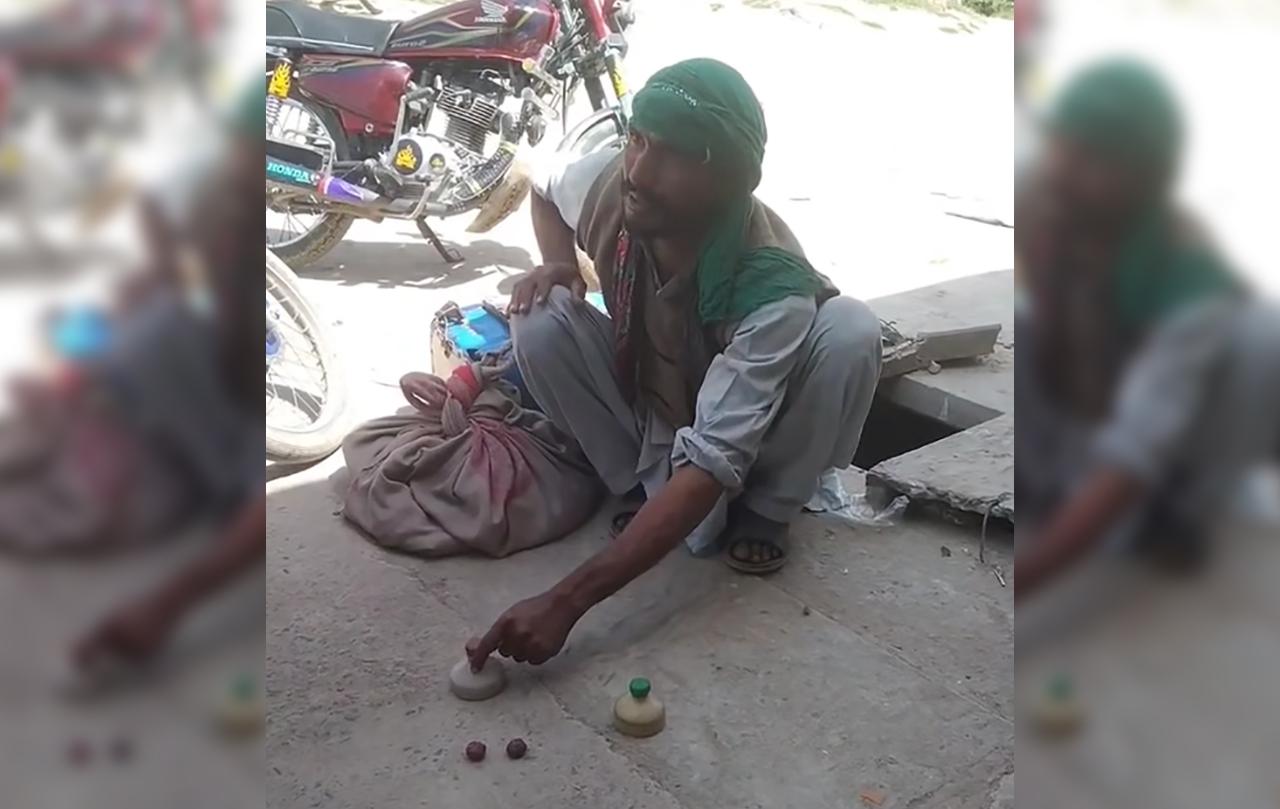 گلی محلوں میں آج بھی جادو دکھانے کی روایت برقرار