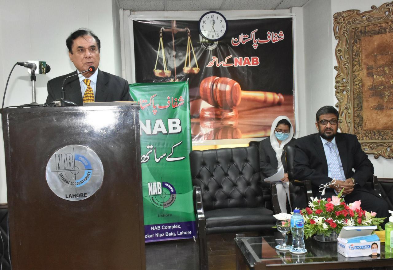 NAB chief distributes Rs730 million cheques among Grand Avenue Housing Society’s affectees