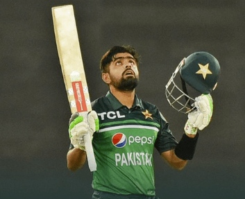 Pakistan go 4-0 up and become No. 1 ODI team after 102-run win