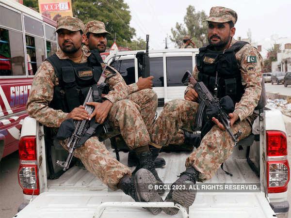 پنجاب اور خیبر پختونخواہ میں امن و امان کی صورتحال پر قانو پانے کےلئے فوج طلب
