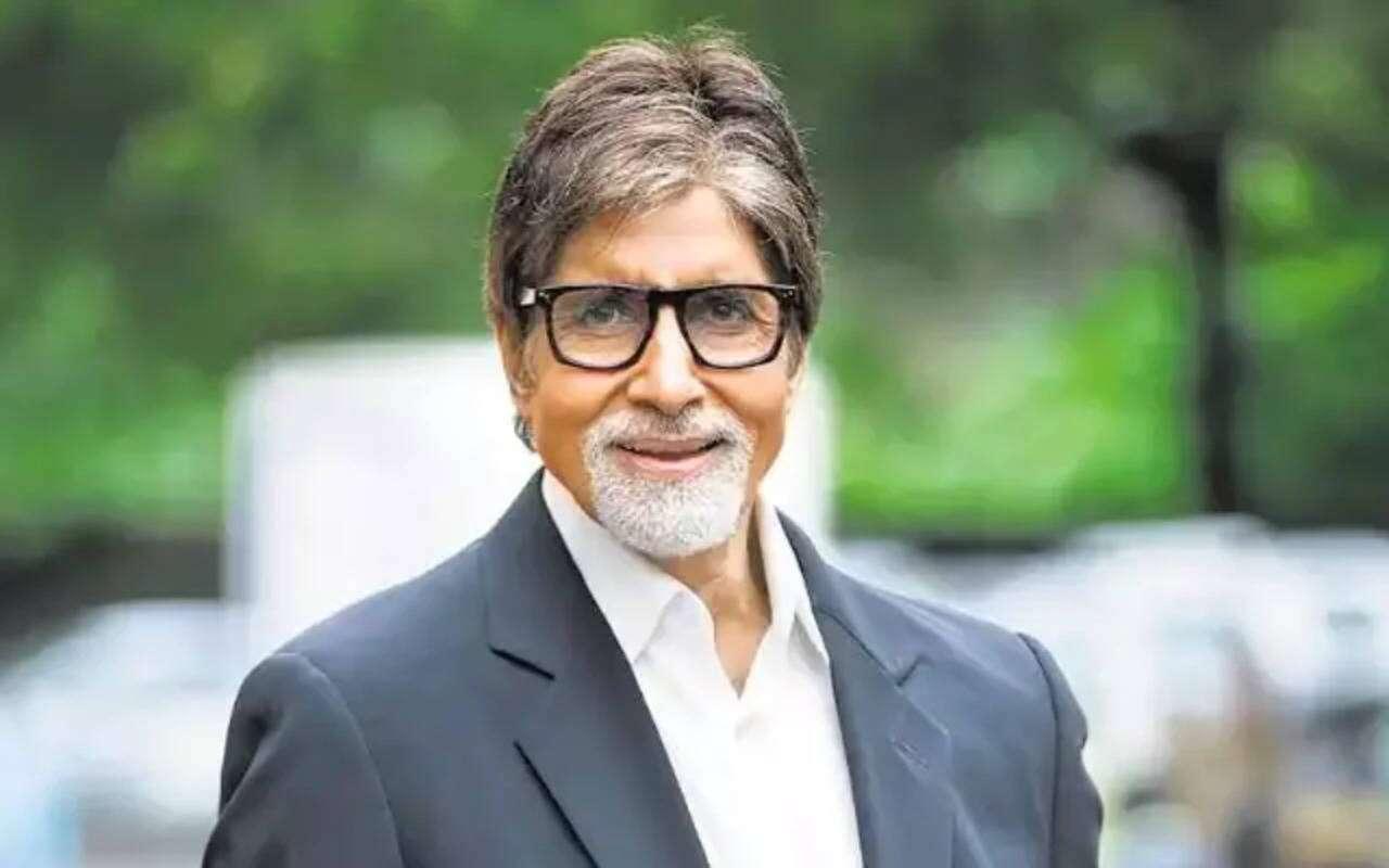 Amitabh Bachchan addresses the viral bike ride controversy