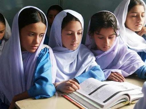 More than 30 thousand Afghan children getting free education in KP