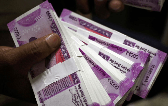 RBI to withdraw INR 2,000 banknotes, deadline set for exchange