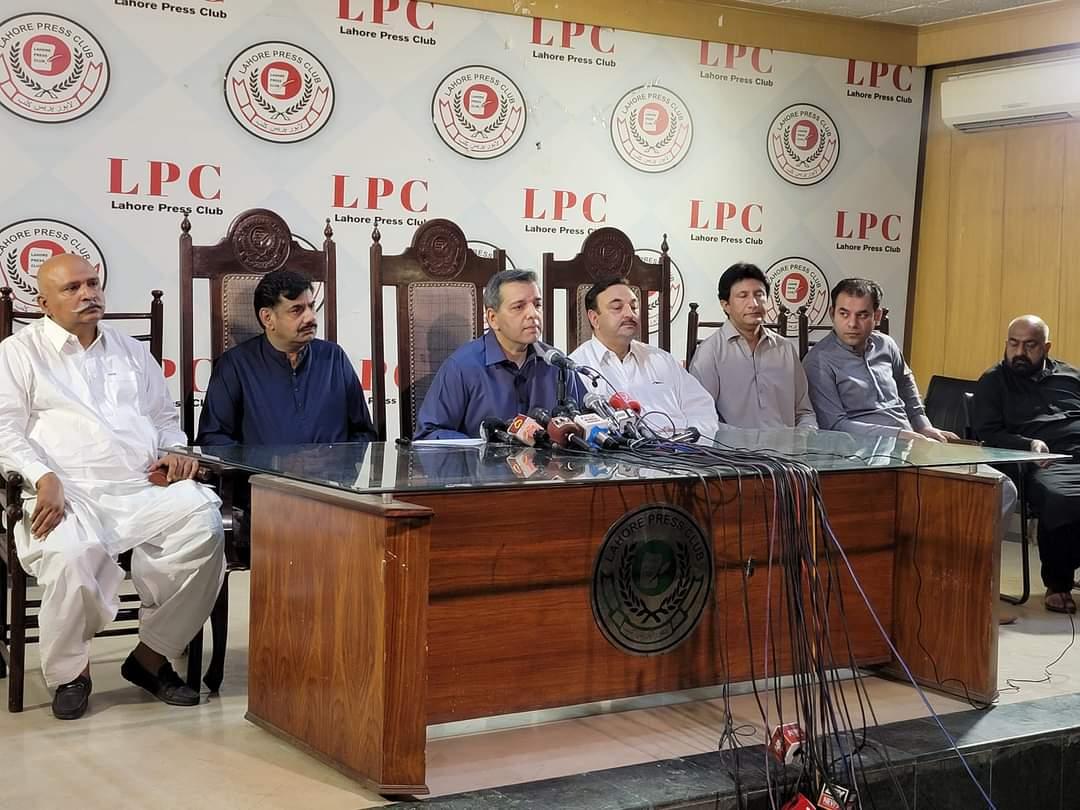 سابق صوبائی وزیر مراد راس نے بھی پی ٹی آئی چھوڑنے کااعلان کردیا