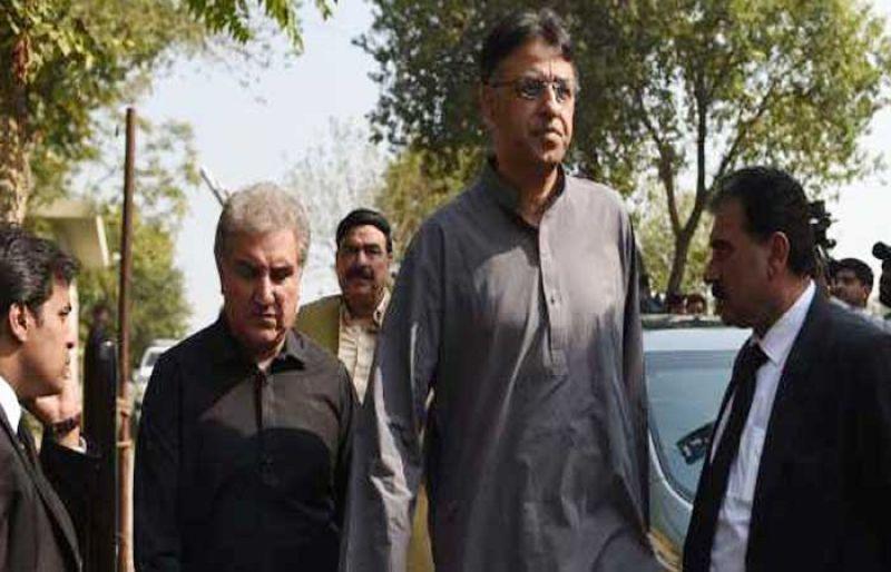 Govt cancels diplomatic passports of Imran Khan's cabinet members