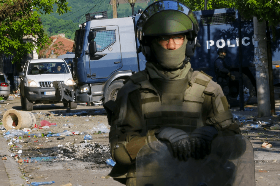 Clashes with ethnic serbs: 30 International Peacekeepers injured