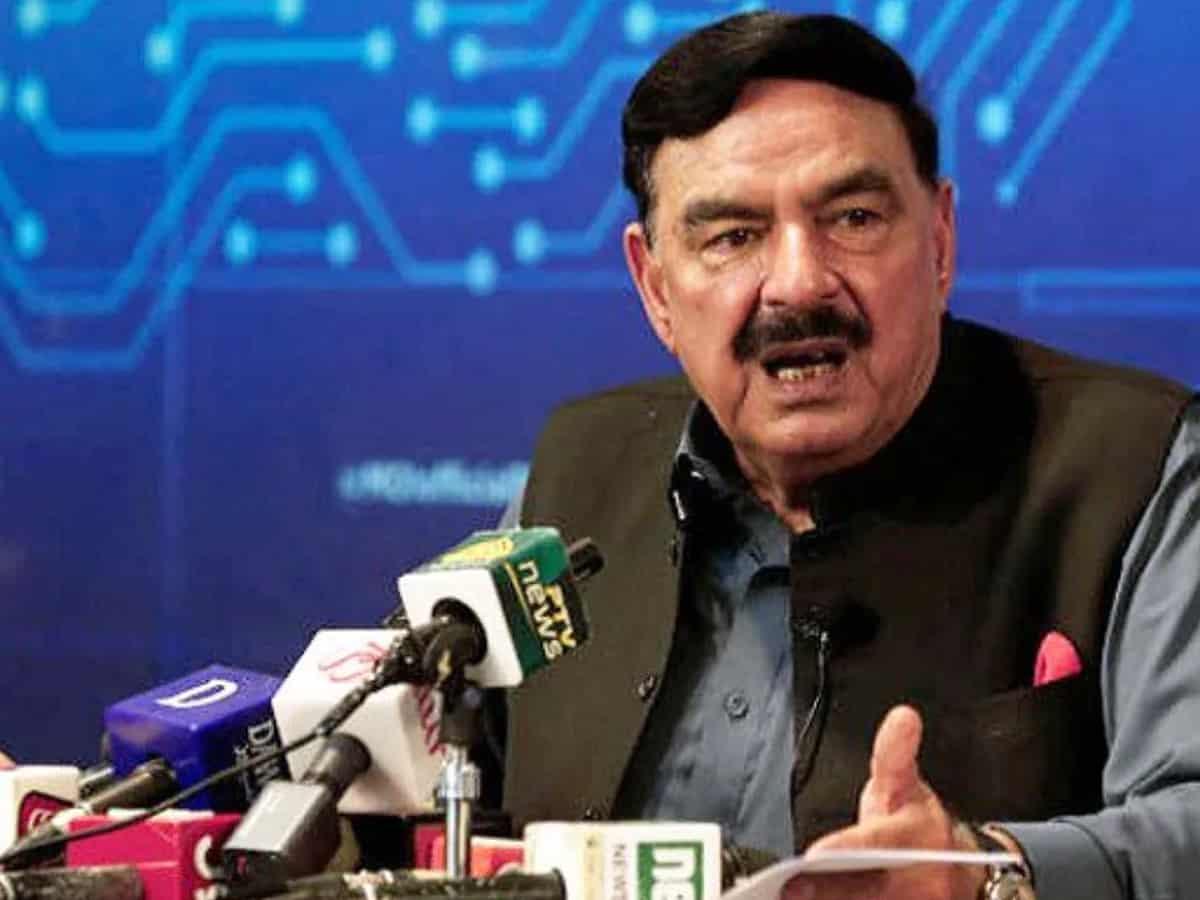 Sheikh Rashid's home allegedly raided in Islamabad at 3 am