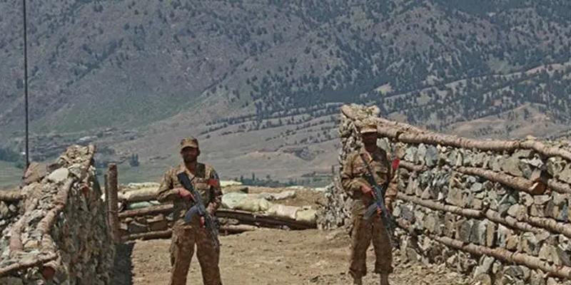  بلوچستان میں سکیورٹی فورسز کی چیک پوسٹ پر دہشت گردوں کا حملہ،2 اہلکار شہید