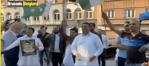 بیلجیئم میں پاک فوج کے حق میں پاکستانیوں کی ریلی