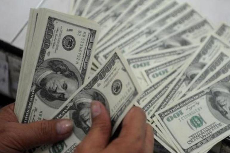 ڈالر تاریخ کی نئی  بلند ترین سطح پر پہنچ گیا