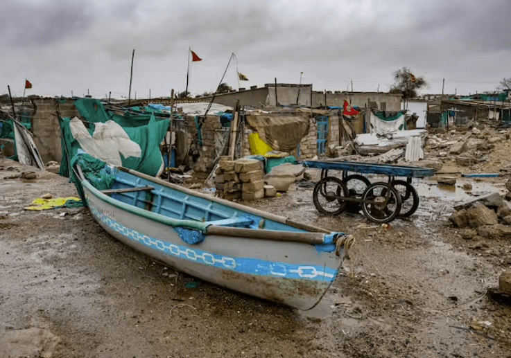 Cyclone Biparjoy spares Karachi, moves away