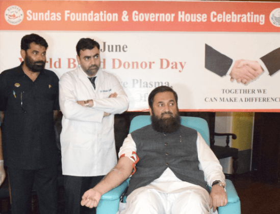 Governor donates blood to mark World Blood Donors Day