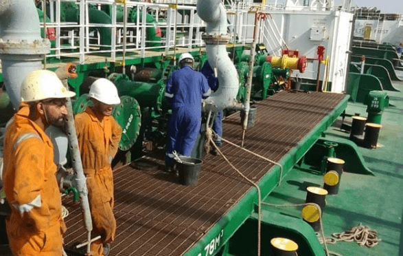 روس سے درآمد کی جانے والی خام تیل کی پہلی کھیپ مکمل طور پر پاکستان ریفائنری لمیٹڈ کو منتقل