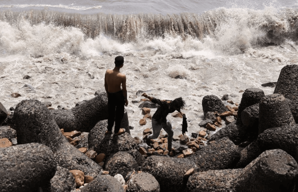 Cyclone Biparjoy to hit Pakistan today at 11am