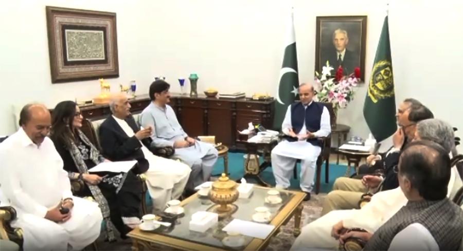 پیپلز پارٹی اعلیٰ قیادت کی وزیراعظم سے ملاقات، سیاسی صورتحال پرتبادلہ خیال