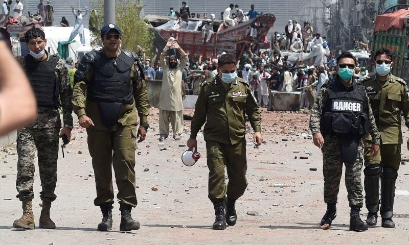 کالعدم جماعت کے احتجاج کے دوران 4 پولیس اہلکار شہید ،متعدد زخمی